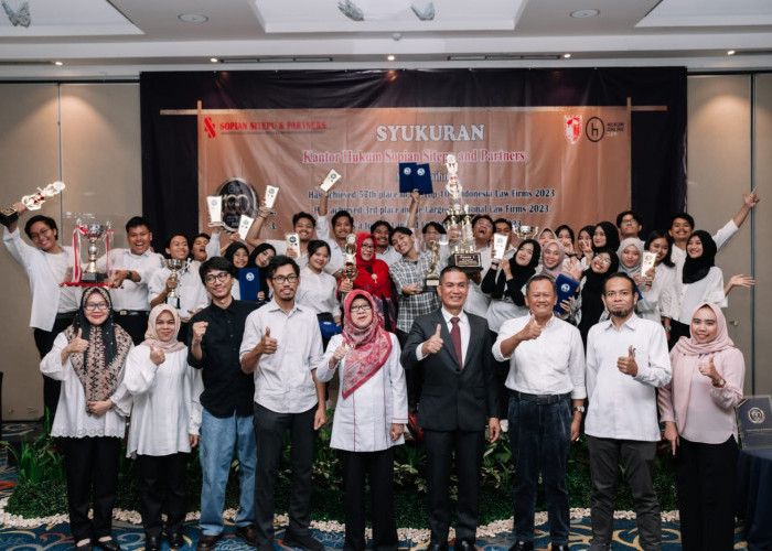 Kantor SSP dan Mahasiswa PSBH FH Unila Gelar Syukuran Atas Prestasi Penghargaan Bergengsi 2023