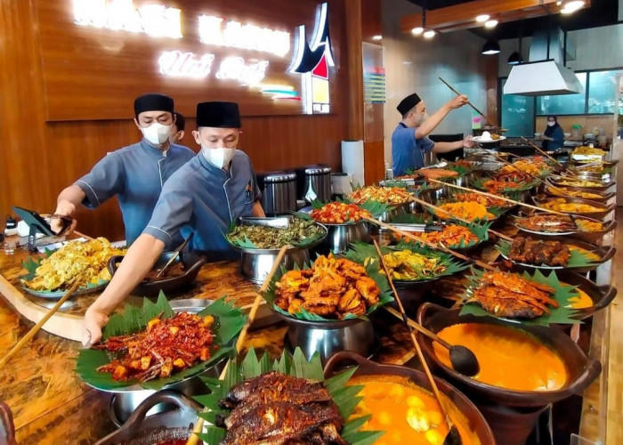 Rekomendasi Rumah Makan Padang di Bandar Lampung, Nomor 6 dan 10 Sajikan Cara Prasmanan