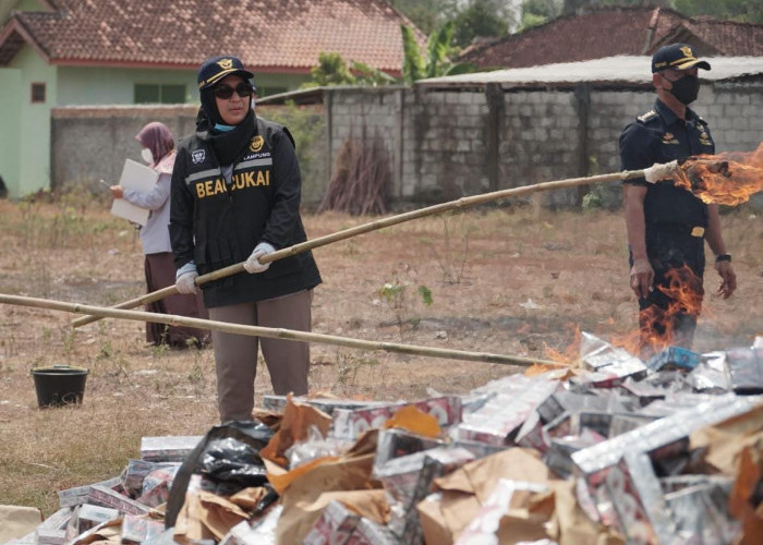 Warning! Pelaku Peredaran Barang Kena Cukai Ilegal Dapat Dipidana 5 Tahun