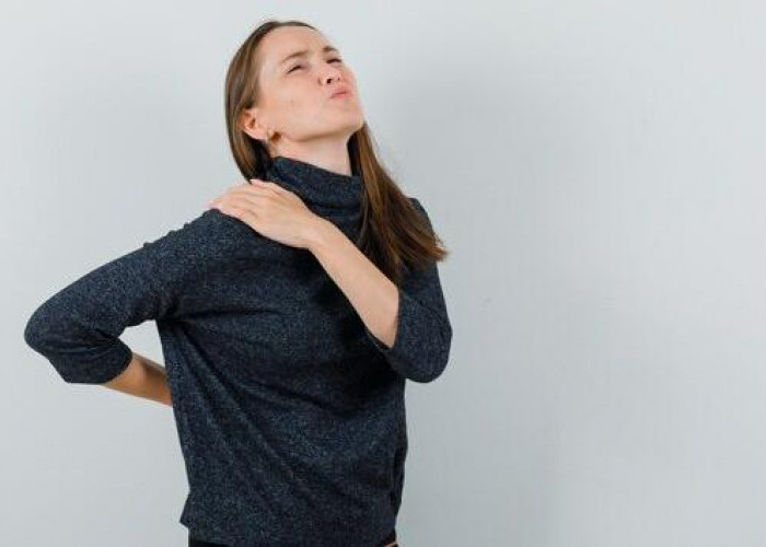 5 Gejala Osteoporosis di Usia Muda, Kenali Tanda-tandanya