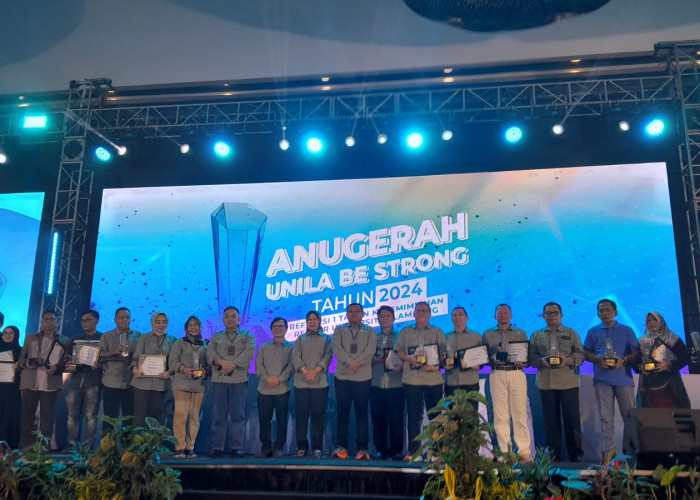 Unila Gelar Malam Anugrah Be Strong Satu Tahun Kepemimpinan Rektor Prof. Lusmeilia Afriani