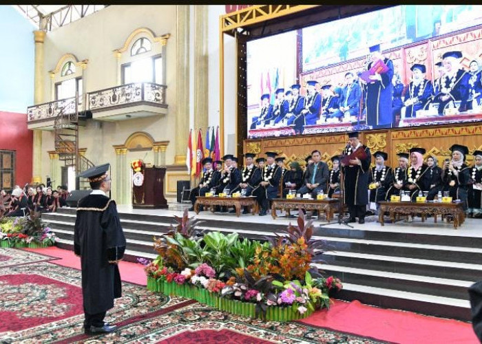 Universitas Teknokrat Indonesia Kukuhkan Prof. Akhyar Rido Menjadi Guru Besar Pertama  