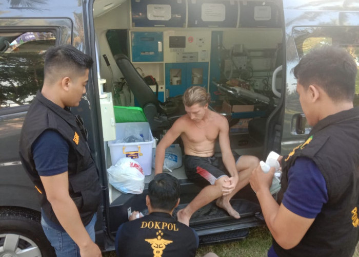 Atlet Surfing WSL Krui Pro Asal Jepang Alami Luka Akibat Sabetan Sirip ikan