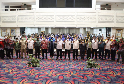 Perempuan Garda Terdepan Hindari Keluarga dari Paham Radikalisme