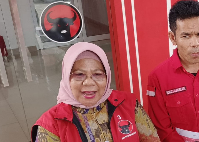 Permohonan PHPU Ditolak, TPD Ganjar-Mahfud Hormati Putusan MK, Timnas Amin Tunggu Arahan DPP