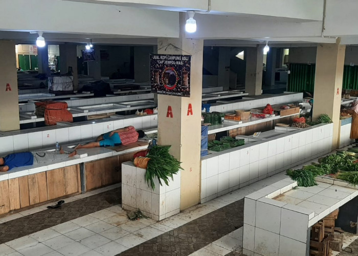 Memprihatinkan, Kondisi Pasar Smep Kotor, Ditinggal Pedagang, Hingga Bau Pesing