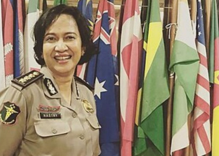 Sumy Hastry Purwanti, Jenderal Perempuan yang Jadi Polwan Pertama di Asia Bergelar Doktor Forensik