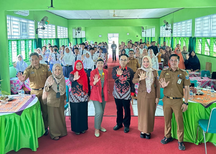 Cegah Radikalisme dan Terorisme, FKPT Lampung Gelar Smart Bangsaku Bersatu Indonesiaku di SMPN 2 Metro