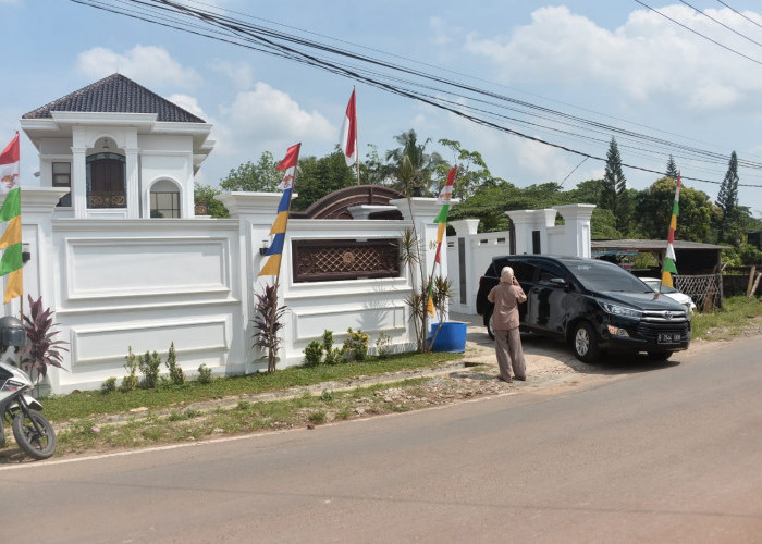 Rumah Mewah Rektor Unila Nonaktif Dibangun Sekitar 2 Tahun