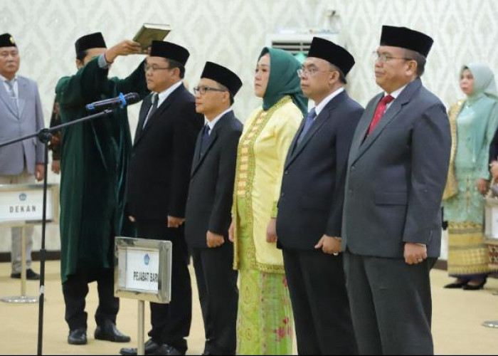 Resmi Dilantik, Rektor Unila Beri Arahan Khusus untuk Wakil Rektor II dan III