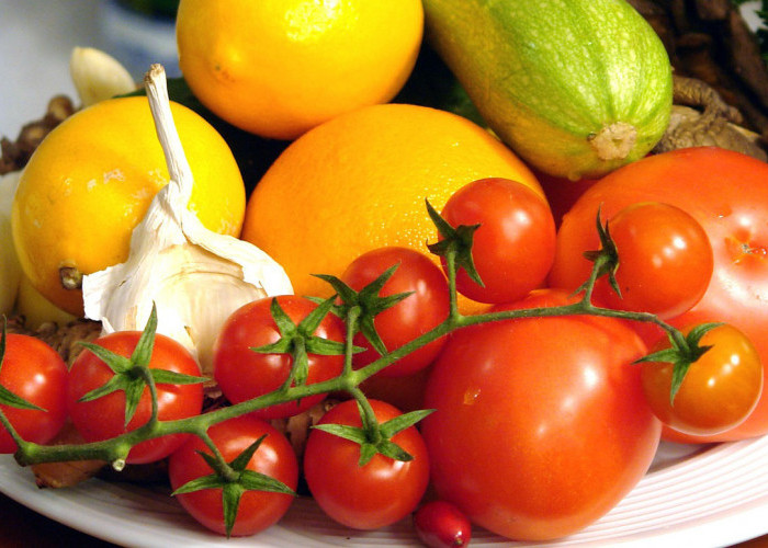 Mudah Didapat, Buah dan Sayur Ini Bagus untuk Menjaga Kesehatan Mata 