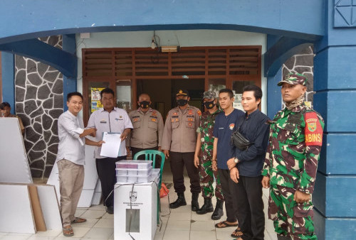 Sudah Rampung, Pendistribusian Logistik Pilkades Desa Terisolasi di Pesisir Barat  