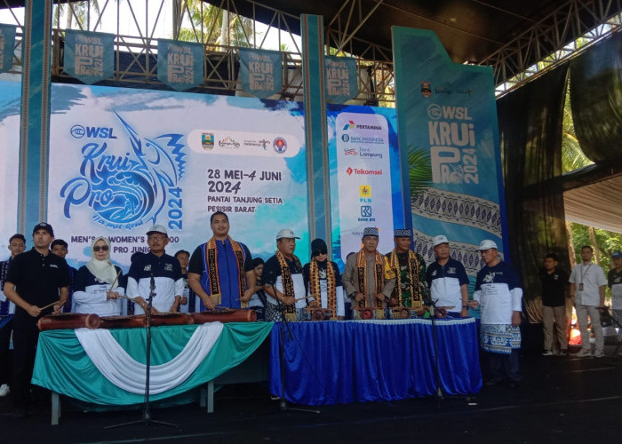 Menpora RI Resmi Buka Event WSL Krui Pro QS 5000 Tahun 2024