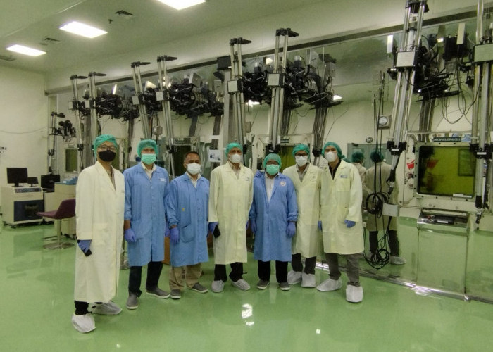 UBL Riset Bersama PRTRRB - BRIN Rancang  Bangun Mesin Pengemasan Otomatis Obat Radiofarmaka