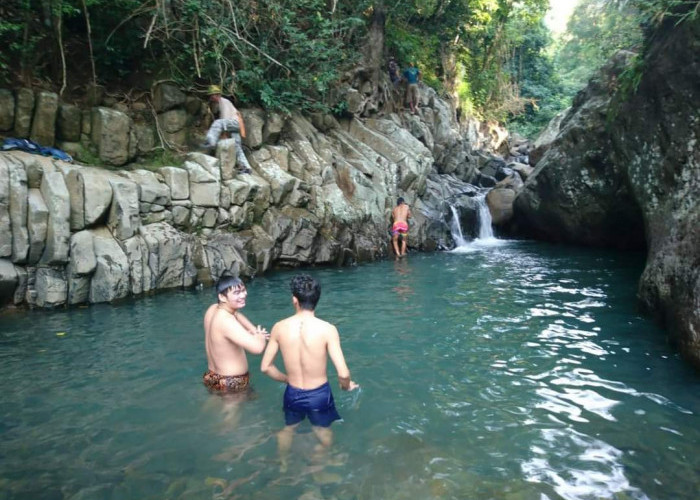 Bosan ke Pantai, Berendam di Pemandian Para Raja di Pesawaran Ini Bisa Menjadi Alternatif