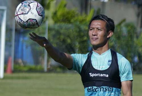 Kakang Rudianto Mainkan Peran Baru Sebagai Bek Kanan, Henhen Justru Komentar Begini