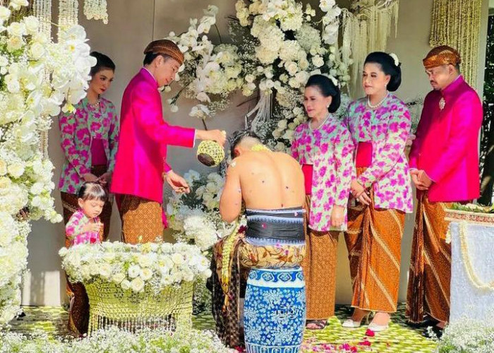 Prosesi Sungkeman Kaesang Pangarep dengan Erina Gudono, Presiden Jokowi Minta Maaf ke Masyarakat Yogyakarta