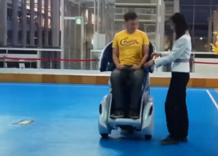 i-Real: Konsep Kendaraan Personal Masa Depan yang Bisa Dikendalikan dengan Joystick