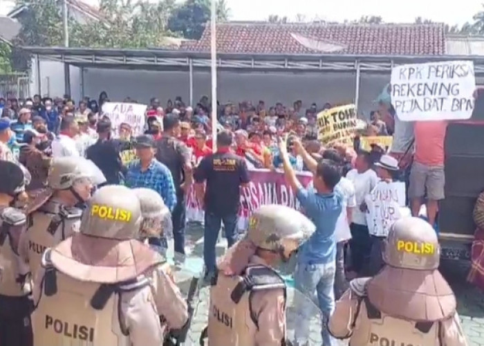 Unjuk Rasa Masyarakat di Kantor BPN, Minta Tunjukan Peta Wilayah Persil Milik PTPN VIII