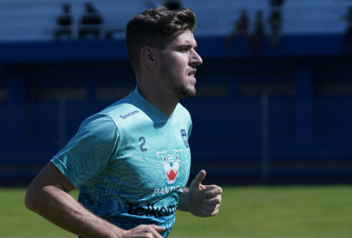 Kuipers, Ezra, dan Teja Mulai Terlihat Latihan Bersama Persib Bandung, Tapi dengan Lokasi Berbeda Dulu Ya...