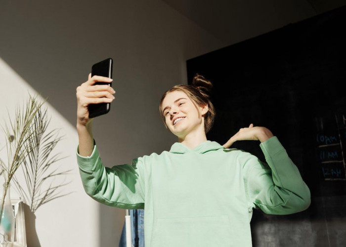 Cewek-cewek Merapat, Ini 3 Rekomendasi HP Android Terbaik Desain Stylish dan Kamera Selfie Memukau