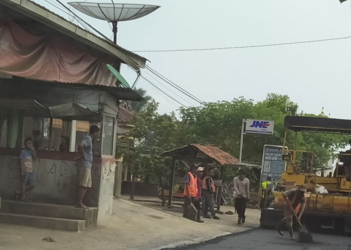 Jalinbar Wilayah Tanggamus Diperbaiki, Pengemudi dan Warga Ucapkan Terima Kasih 
