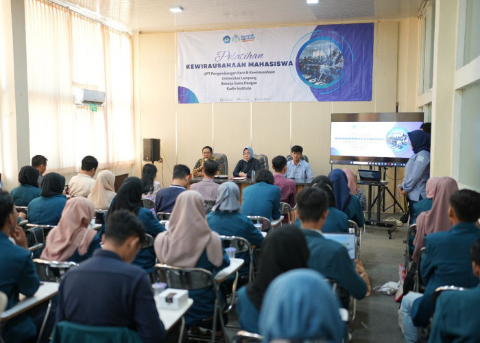 CCED Unila Bersama Kadin Institute Gelar Pelatihan Digital Marketing Kewirausahaan
