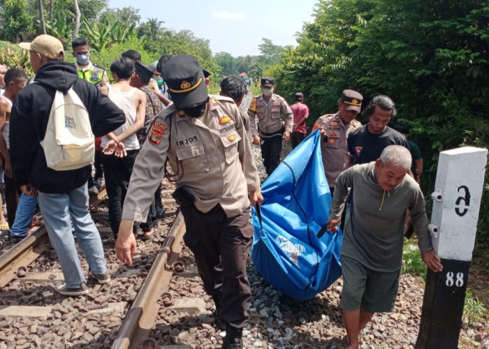 Guru PNS Tertabrak KA Ekpress, Begini Kondisinya 