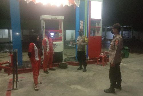 Polisi Awasi Pendistribusian BBM di SPBU Gunungratu