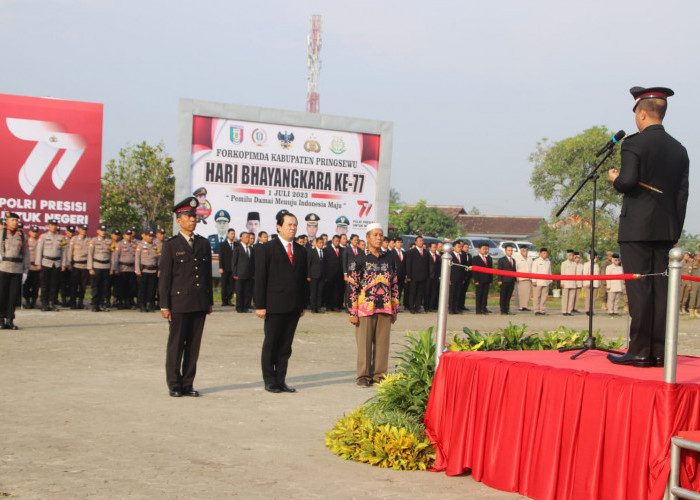 Peringatan Hari Bhayangkara ke-77, Tiga Orang Ini Dapat Penghargaan dari Polres Pringsewu