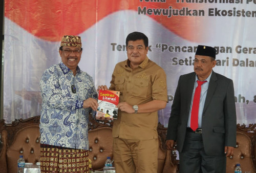 Bupati Lampung Tengah Musa Ahmad Canangkan Gerakan Gemar Membaca 30 Menit