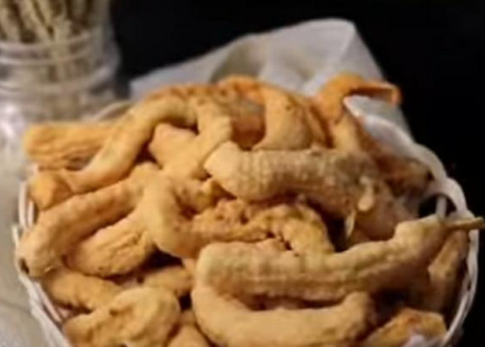 Mau Makan Makanan yang Krenyes Tapi Mager Keluar Rumah, Simak Resep Kerupuk Tepung Ketan Berikut