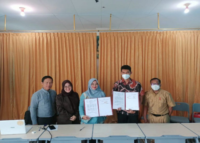 PKM UTI Kenalkan Game Meteverse dan Publik Speaking ke Siswa SMA Bodhisattva