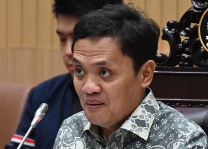 Ketua Komisi III DPR RI Minta Kejaksaan Agung Perjelas Status Sugar Group Company Dalam Kasus Suap Zarof Ricar