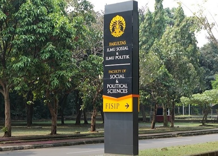 Daftar Guru Besar Fakultas Ilmu Sosial dan Ilmu Politik Universitas Indonesia