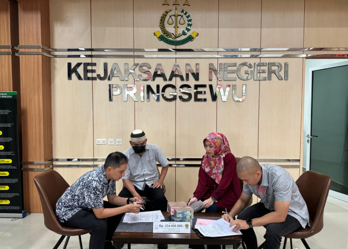 Kejari Pringsewu Terima Titipan Pengembalian Uang Pengganti Dugaan Penyimpangan Dana Hibah LPTQ