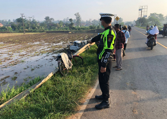 Ditabrak Pikap Hingga Terpental Ke Sawah, Pengendara Sepeda Asal Lamtim Tewas
