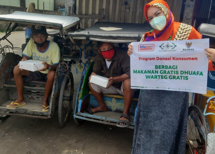Alfamart Gelar Kegiatan Berbagi Makanan Gratis
