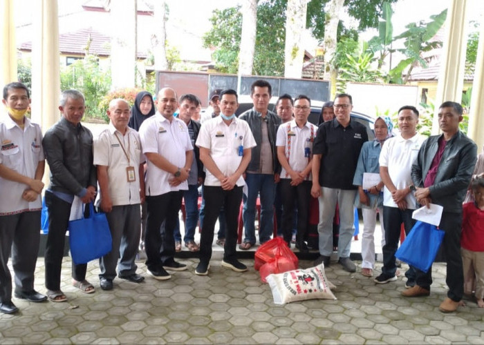 Puluhan Warga Lampung Barat Terima Alat Bantu Dengar 
