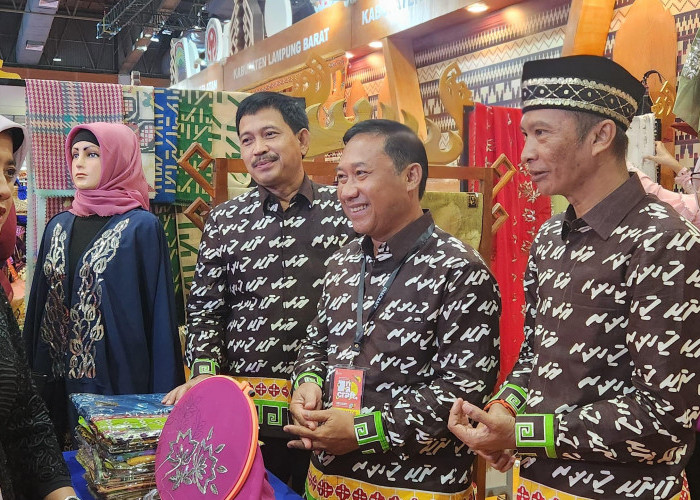 Pemkab Tuba Pamerkan Kain Sulam Maduaro di Ajang Inacraft 2024