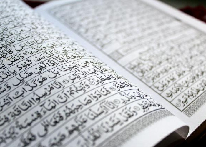 Berisi Pedoman Hidup Manusia, Ini Wahyu Pertama yang Diturunkan Kepada Nabi Muhammad SAW