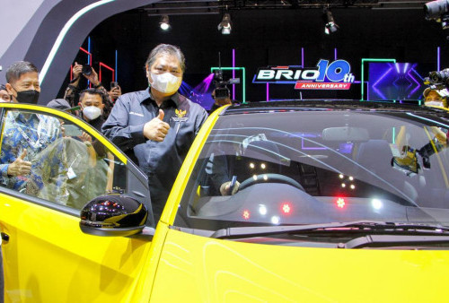 Buka GIIAS 2022, Airlangga: Insentif Pemerintah Disambut Positif Lewat Mobil Listrik