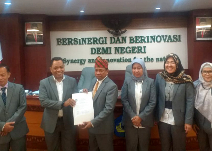 Besok Dilantik, Prof. Lusmeilia Afriani Jadi Rektor Perempuan Pertama di Unila  