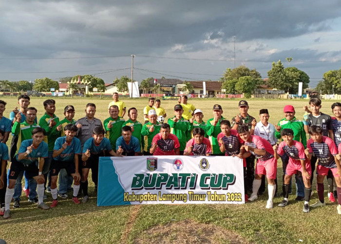 Kompetisi Sepak Bola Bupati Lampung Timur Cup Perebutkan Piala dan Uang Pembinaan