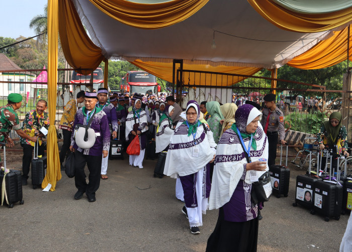 Jemaah Haji Dilarang Bentangkan Spanduk dan Bendera di Tanah Suci