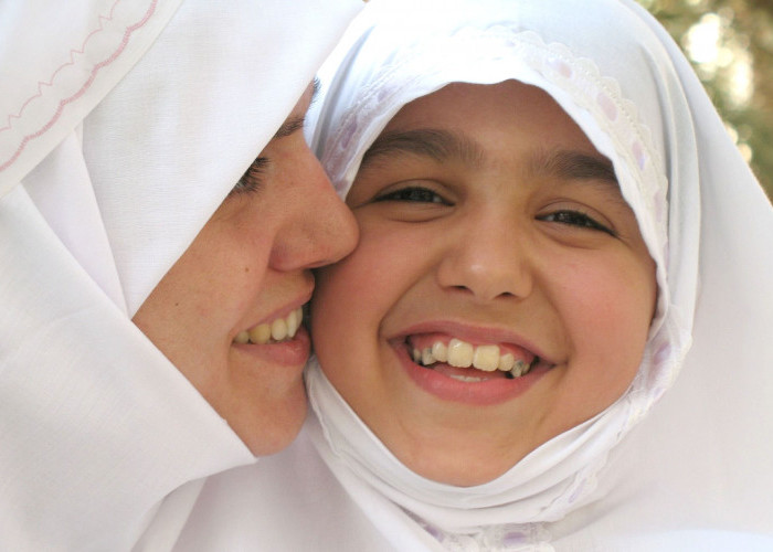 Patut Menjadi Contoh, Cara Mendidik Anak Seperti Wanita Tarim, Sang Bidadari Bumi 