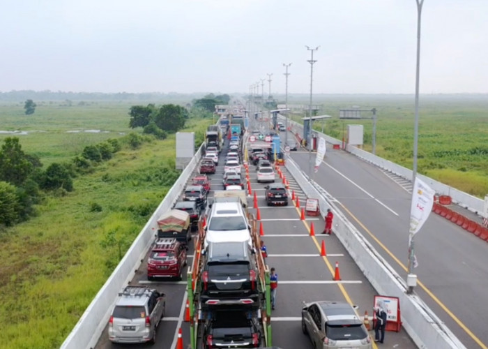 Puncak Arus Mudik Diprediksi Hari Ini, Begini Kondisi Terkini di Jalan Tol