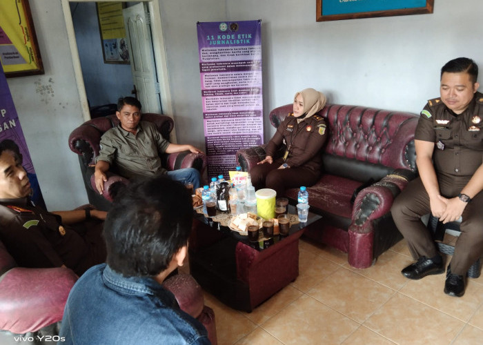 Bangun Sinergi dengan Media, Rombongan Kajari Mesuji Sambangi Kantor PWI