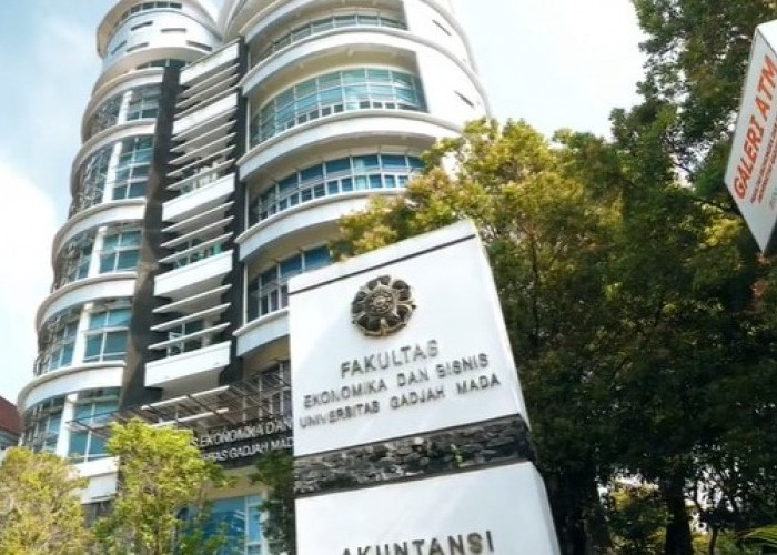 Update 10 Perguruan Tinggi dengan Jurusan Ekonomi Politik Terbaik di Indonesia Versi EduRank 