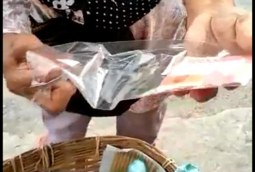 Tega Sekali, Ibu Penjual Kue Ini Dibayar dengan Uang Palsu